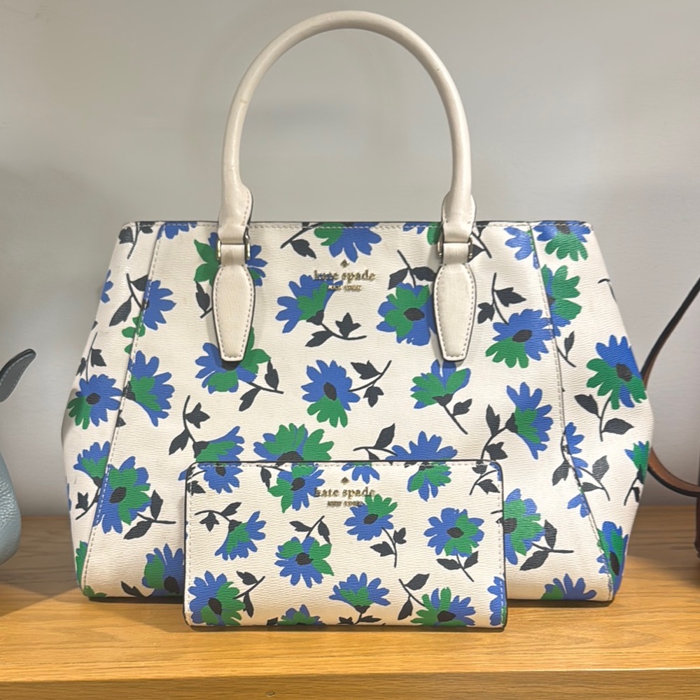 Kate Spade White and Blue Floral Women's Bag